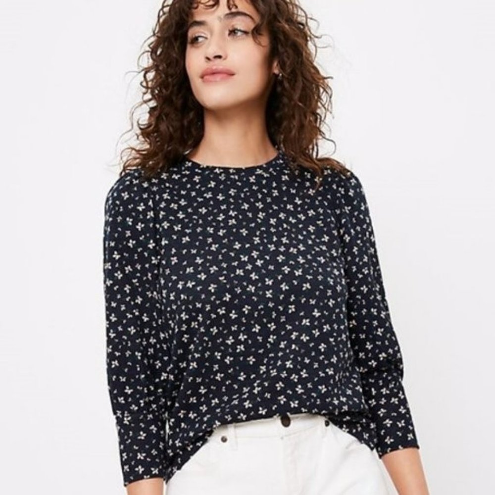 LOFT NWT Navy Floral Puff Shoulder Top M